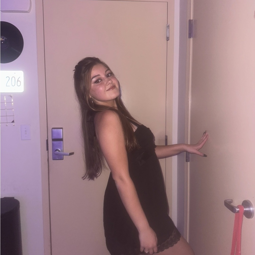 Elegant Black Lace Dress